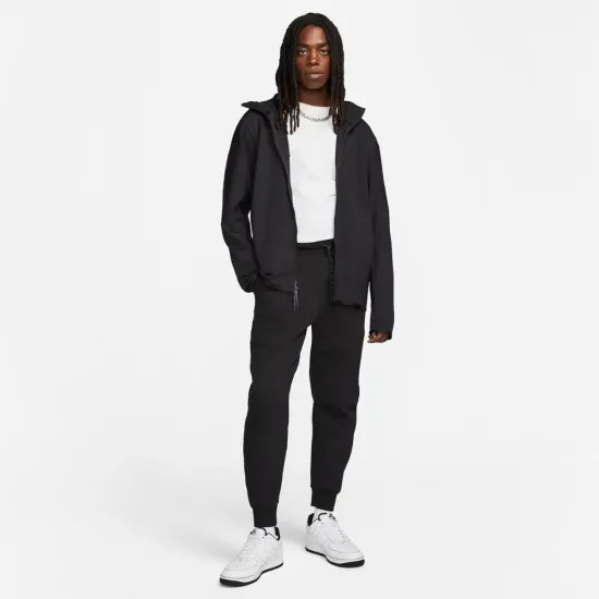 Кофта Nike Tech Fleece Lightweight Full-Zip DX0822-010