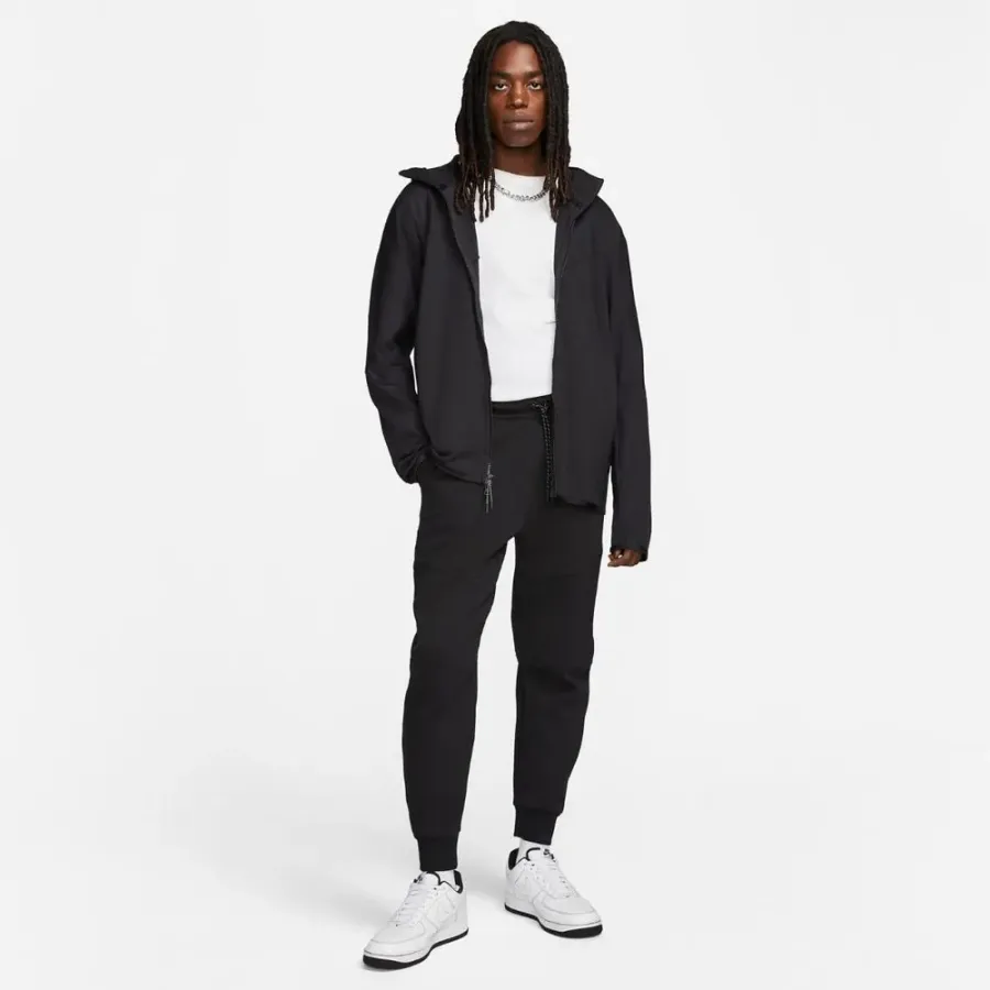 Кофта Nike Tech Fleece Lightweight Full-Zip DX0822-010
