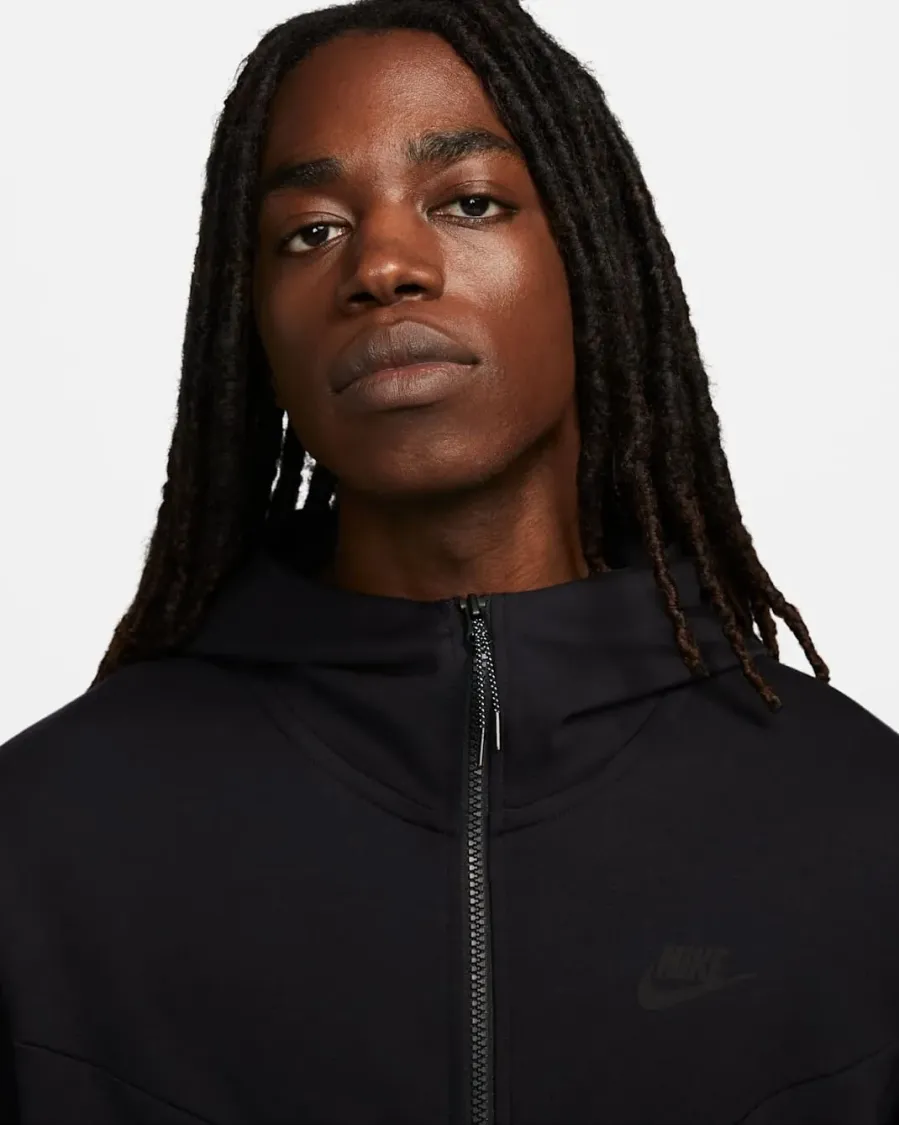 Костюм Nike Tech Fleece Lightweight Full-Zip DX0822-010_DX0826-010