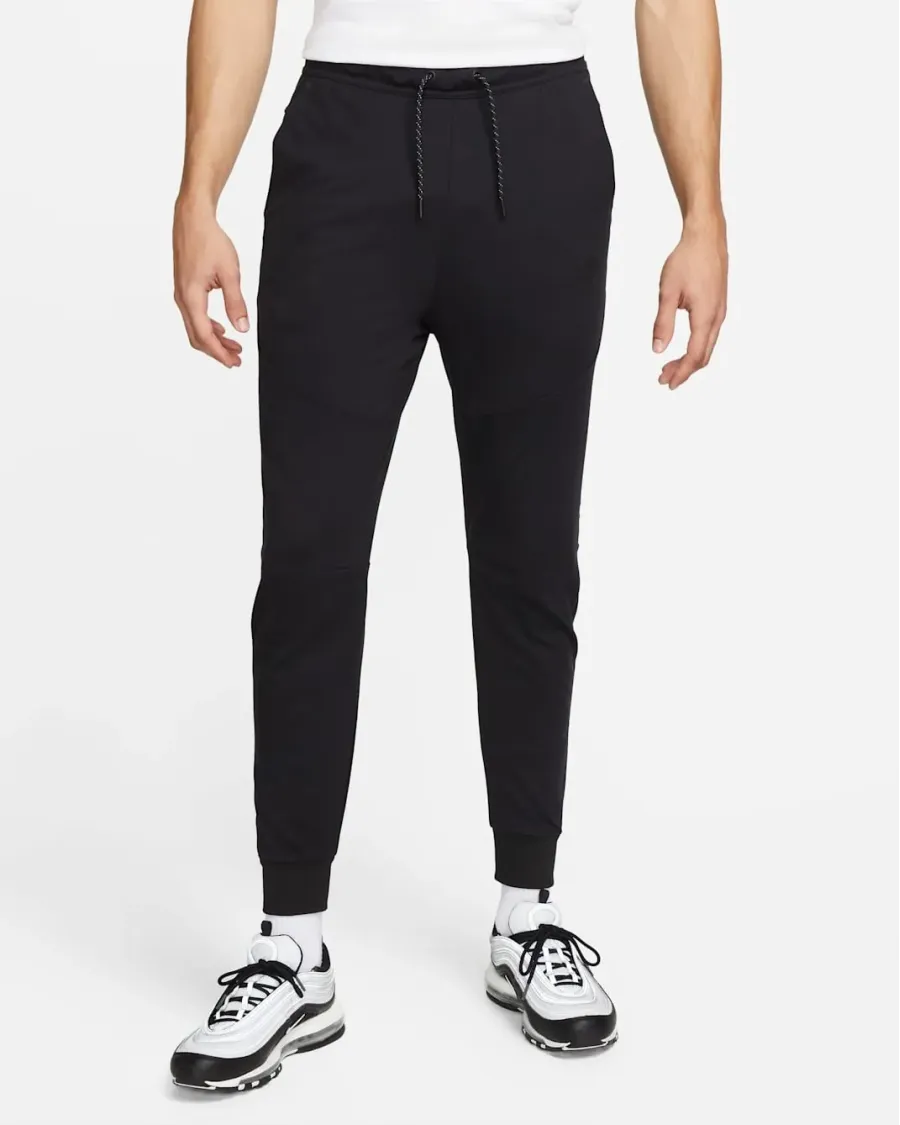 Костюм Nike Tech Fleece Lightweight Full-Zip DX0822-010_DX0826-010