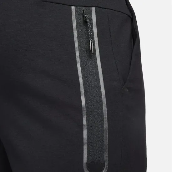 Костюм Nike Tech Fleece Lightweight Full-Zip DX0822-010_DX0826-010