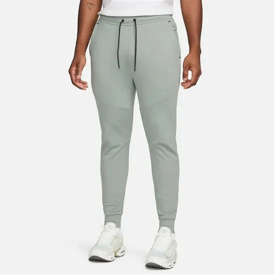 Костюм Nike Tech Fleece Lightweight Full-Zip DX0822-330_DX0826-330