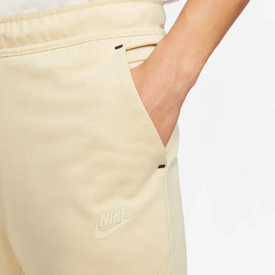 Штани Nike Sportswear Tech Fleece DX0826-783