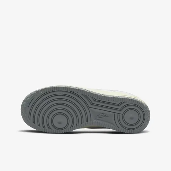 Кросівки Nike Air Force 1 Low DX1657-100