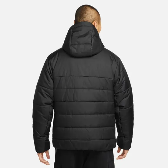 Куртка Nike Sportswear Storm‑FIT Windrunner DX2037-010