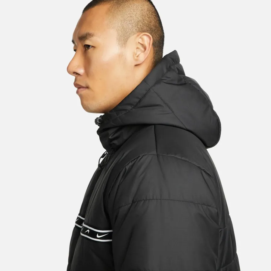 Куртка Nike Sportswear Storm‑FIT Windrunner DX2037-010