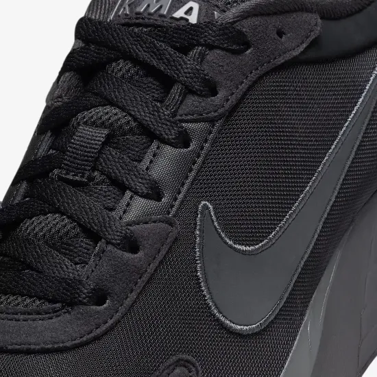 Кросівки Nike Air Max Solo DX3666-010