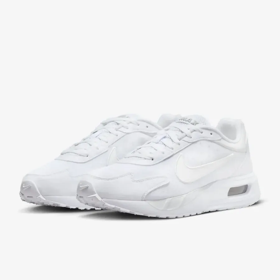 Кросівки Nike Air Max Solo DX3666-104