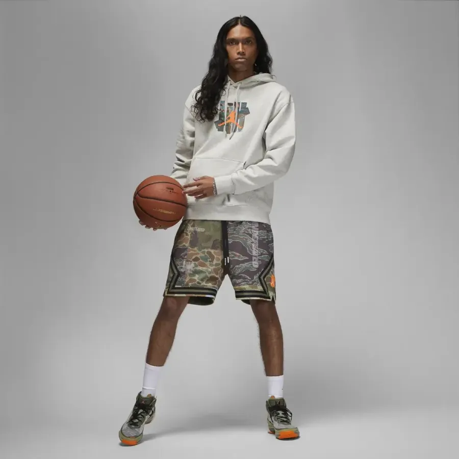 Кофта Nike Air Jordan x Undefeated DX4299-050