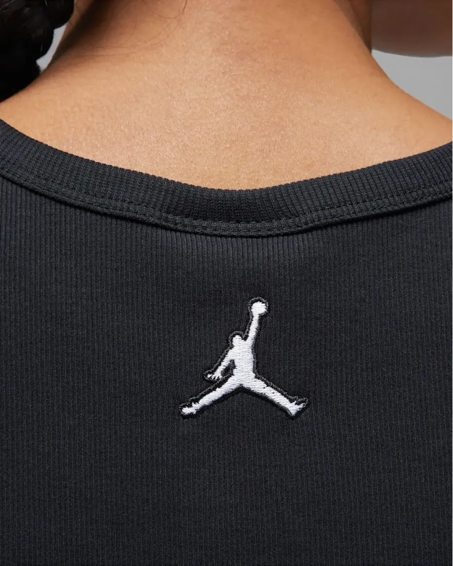 Топ Nike Air Jordan Tank DX4700-010