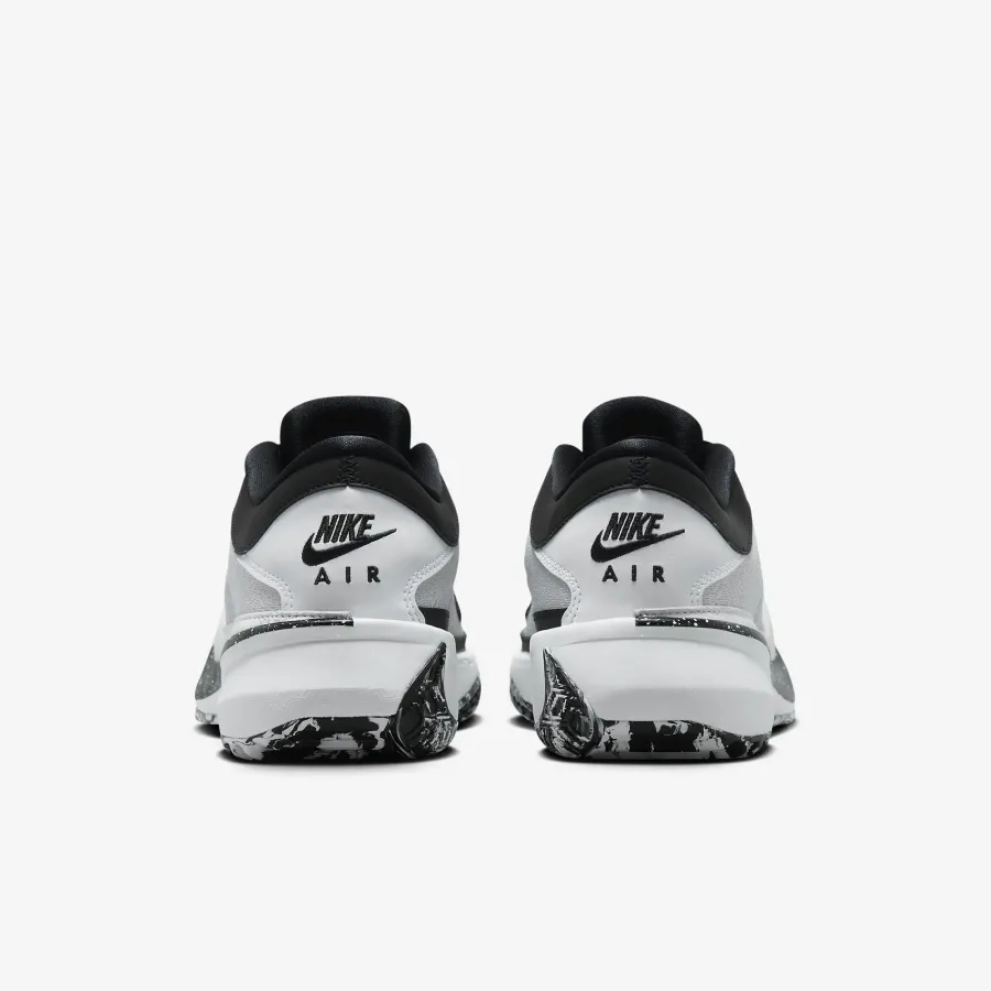 Кросівки Nike Zoom Freak 5 DX4985-101