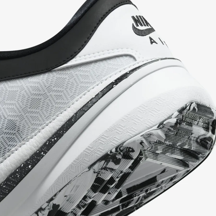 Кросівки Nike Zoom Freak 5 DX4985-101
