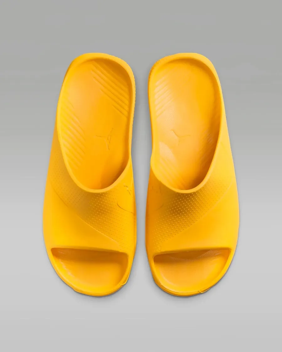 Тапочки Nike Air Jordan Post DX5575-701