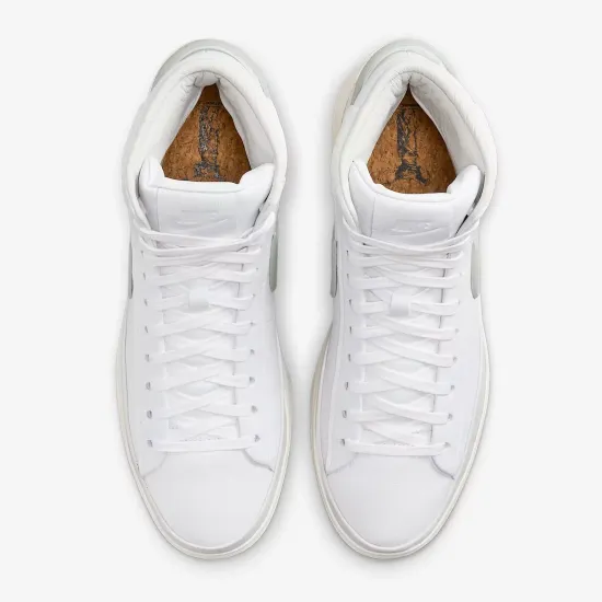 Кросівки Nike Blazer Phantom Mid DX5800-101