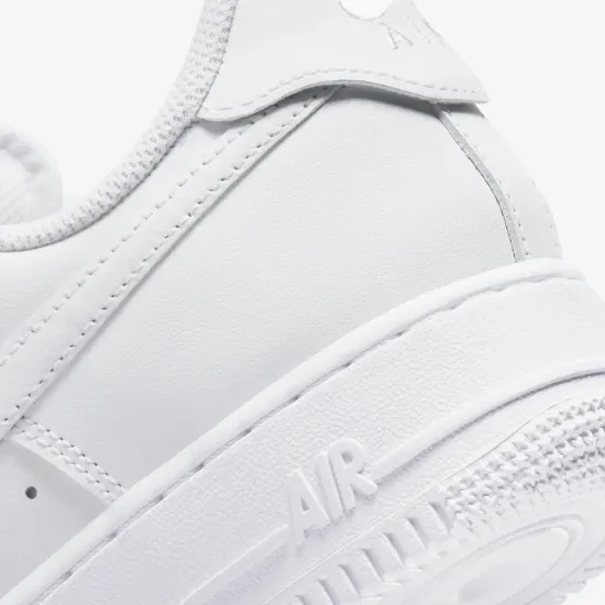 Кросівки Nike Air Force 1 '07 FlyEase DX5883-100
