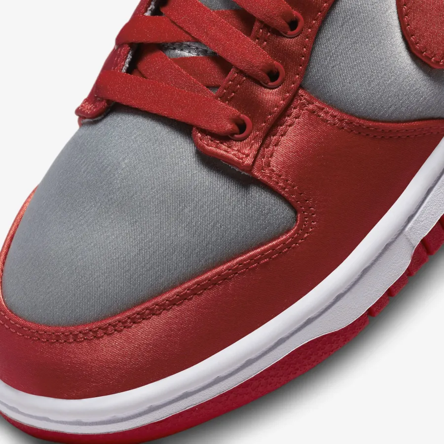 Кросівки Nike Dunk Low UNLV Satin DX5931-001
