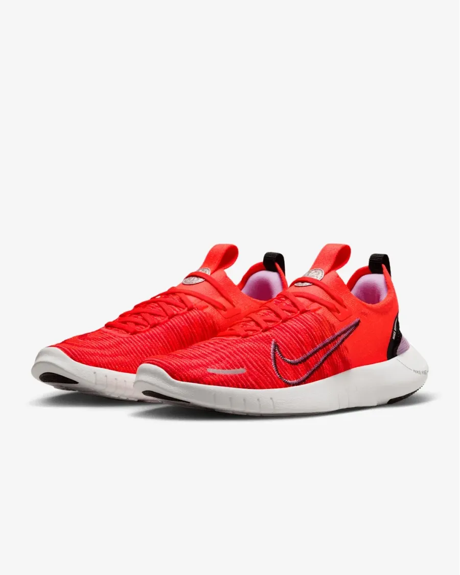 Кросівки Nike Free RN NN DX6482-601