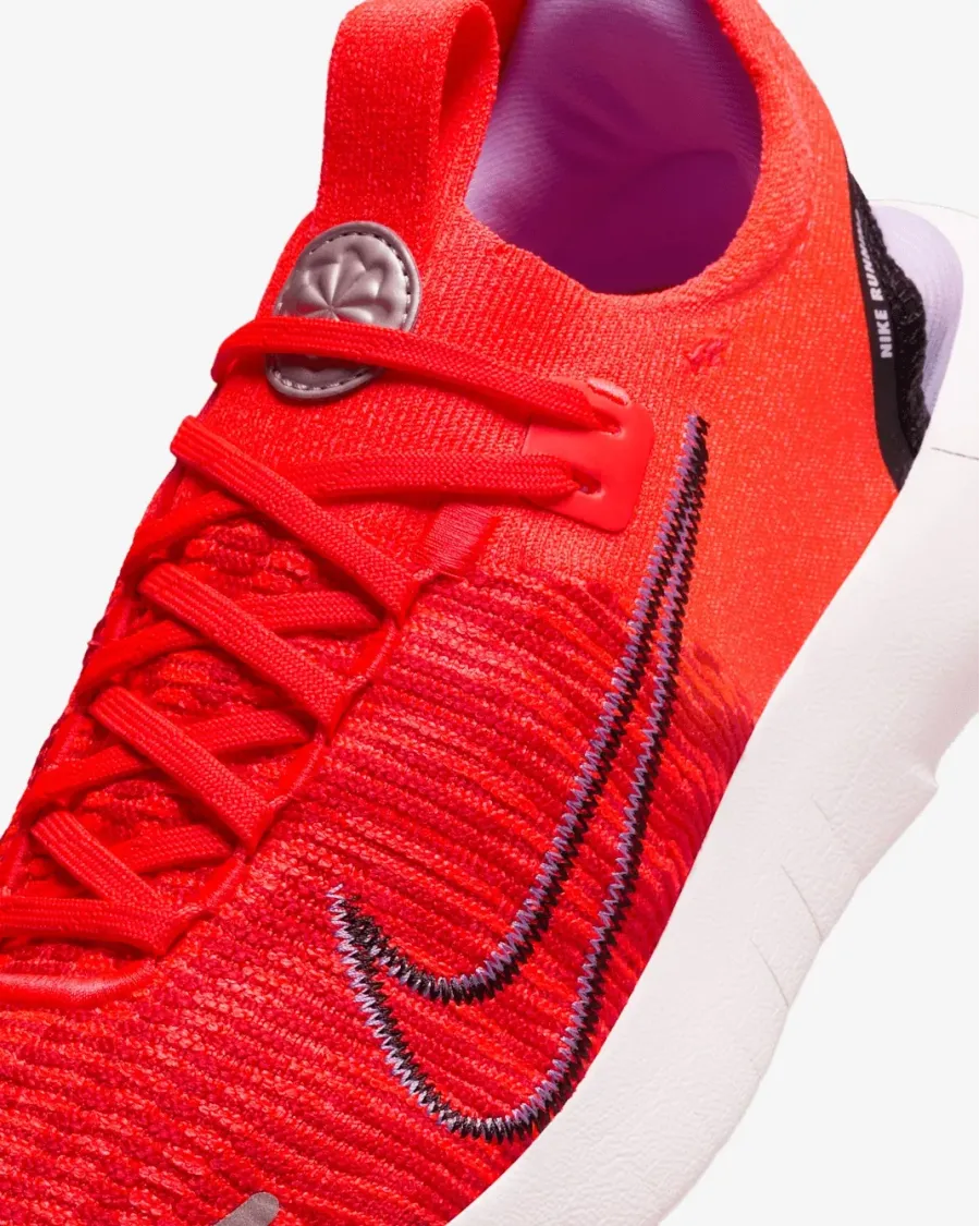 Кросівки Nike Free RN NN DX6482-601