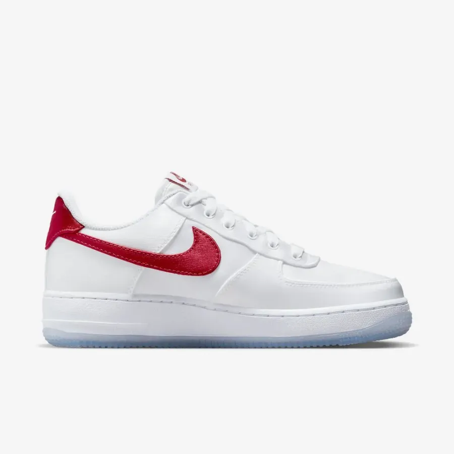 Кросівки Nike Air Force 1 '07 Essentials DX6541-100
