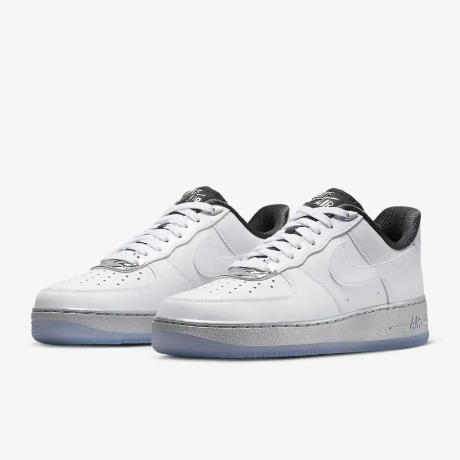 Кросівки Nike Air Force 1 '07 SE DX6764-100