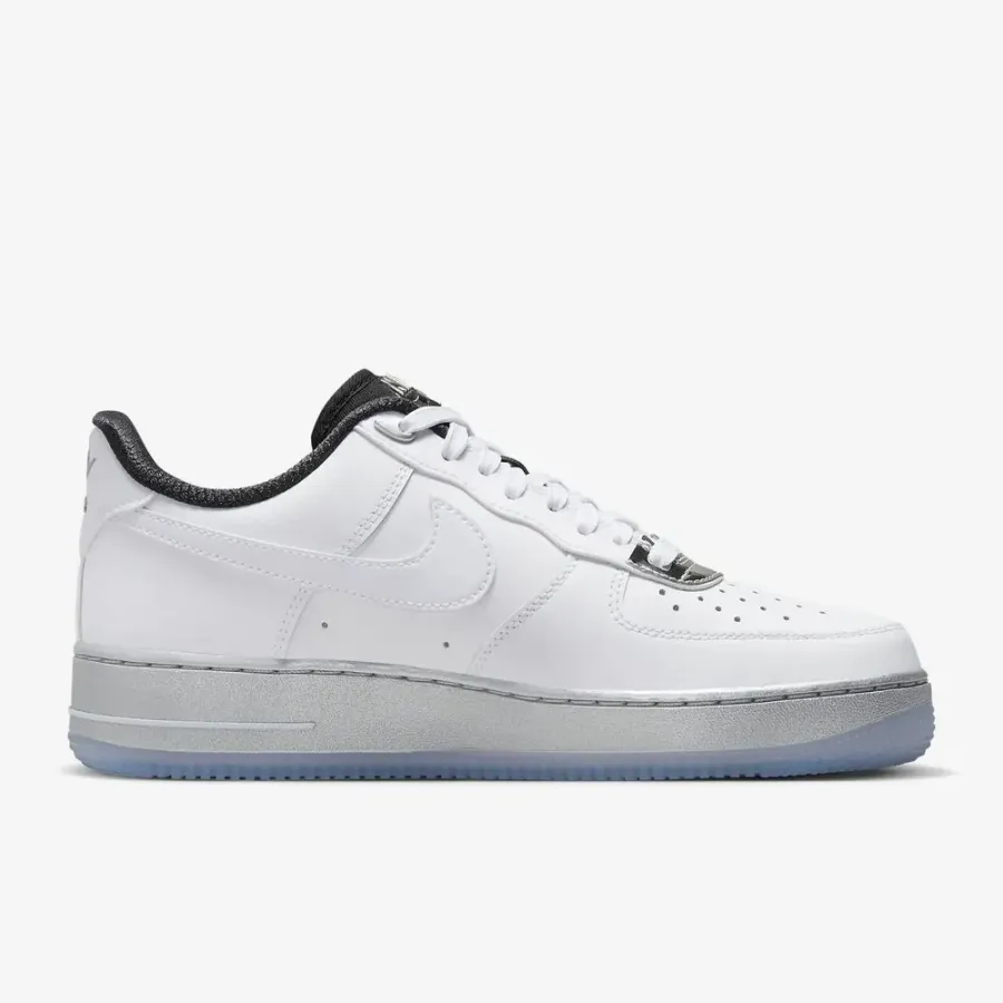 Кросівки Nike Air Force 1 '07 SE DX6764-100