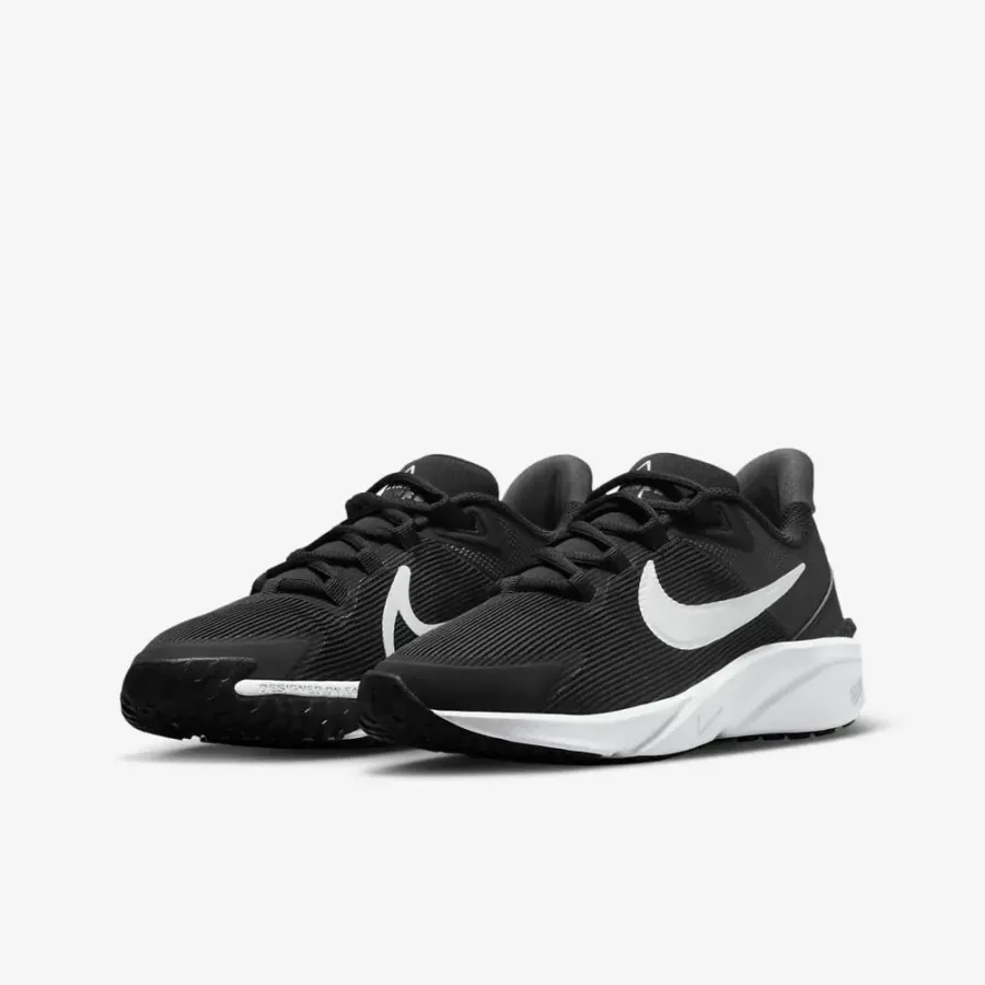 Кросівки Nike Star Runner 4 DX7615-001