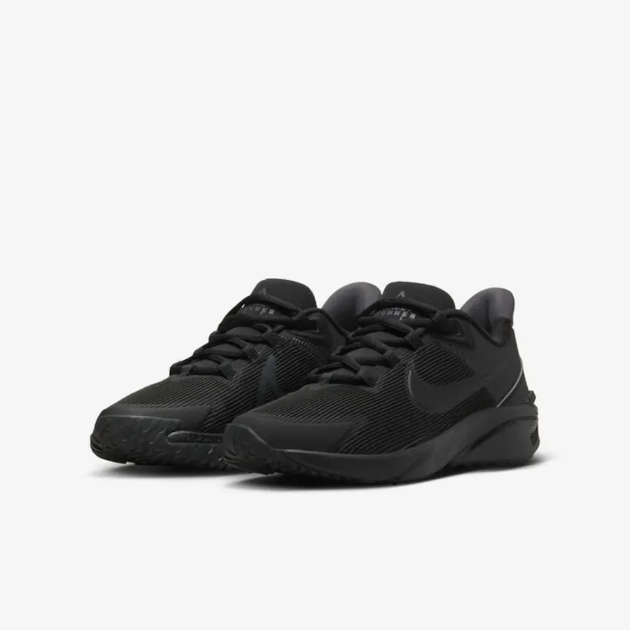 Кросівки Nike Star Runner 4 DX7615-002