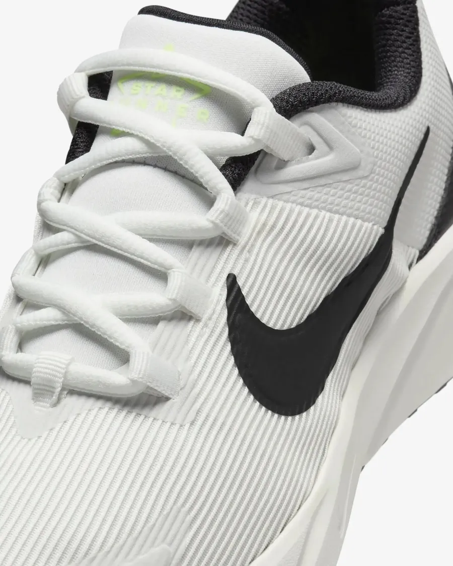 Кросівки Nike Star Runner 4 DX7615-102