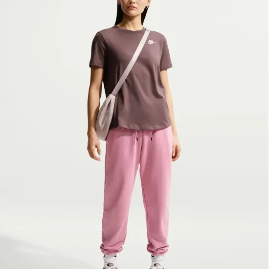 Футболка Nike Sportswear Club Essentials DX7902-502