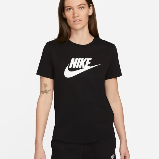 Футболка Nike Sportswear Essentials DX7906-010