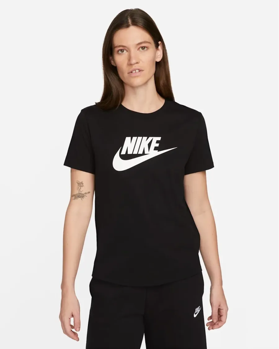 Футболка Nike Sportswear Essentials DX7906-010