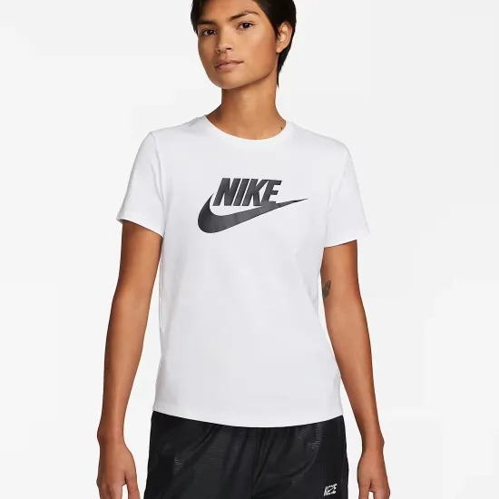 Футболка Nike Sportswear Essentials DX7906-100
