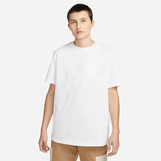 Футболка Nike Sportswear DX7940-100
