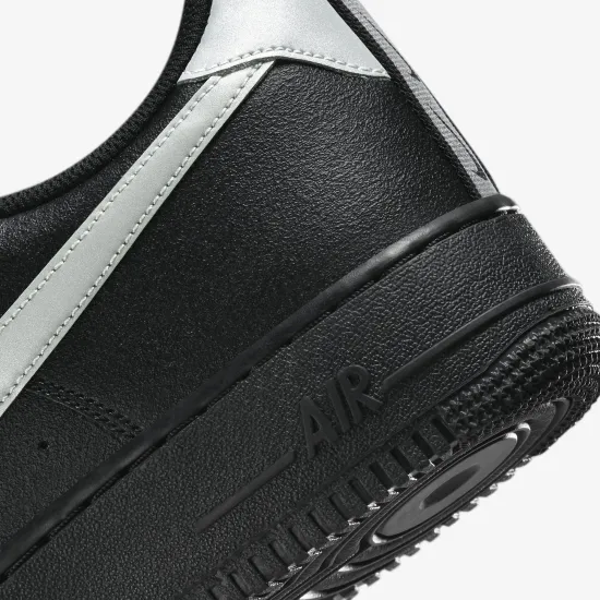 Кросівки Nike Air Force 1 Low '07 LV8 DX8967-001