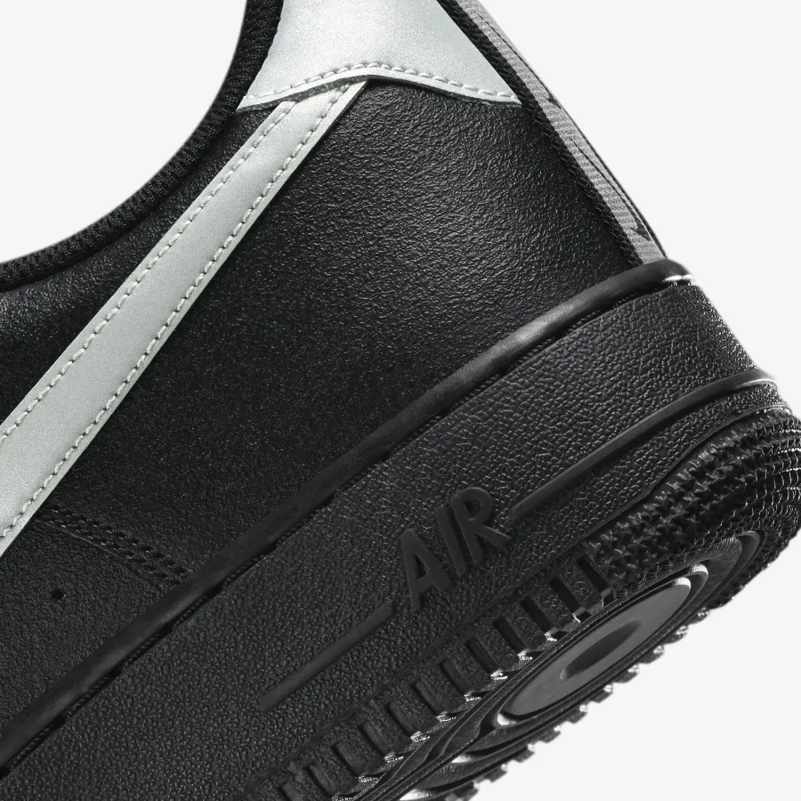 Кросівки Nike Air Force 1 Low '07 LV8 DX8967-001