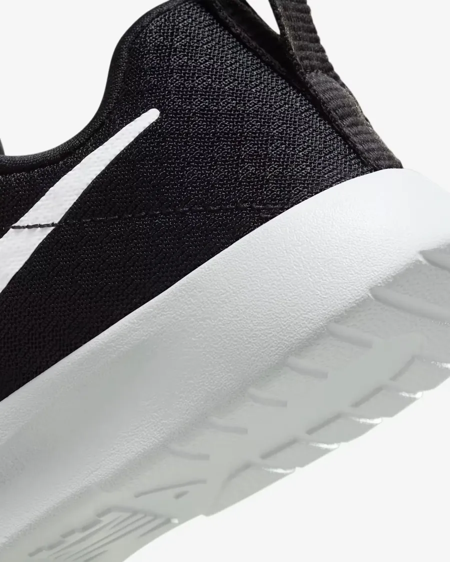 Кросівки Nike Tanjun EasyOn DX9042-003