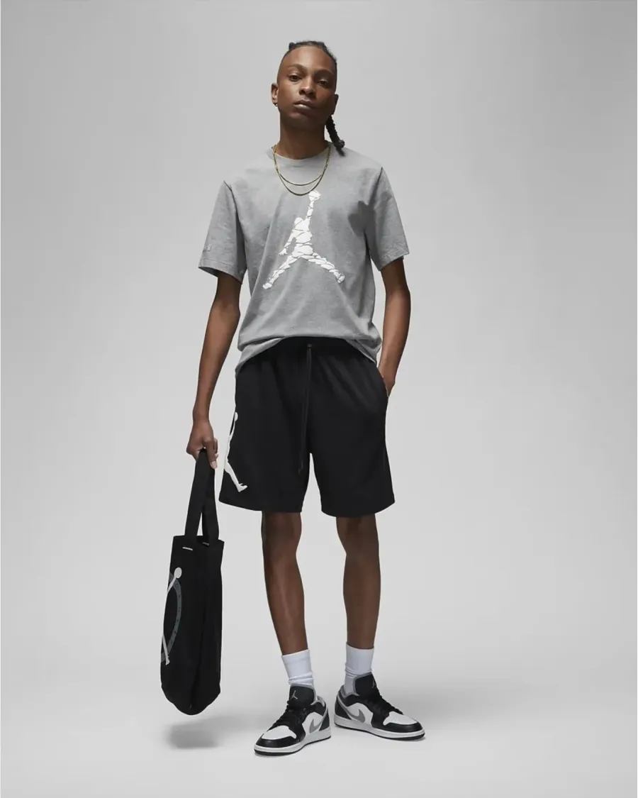 Футболка Nike Air Jordan Essentials ESS SS Crew 3 DX9581-091
