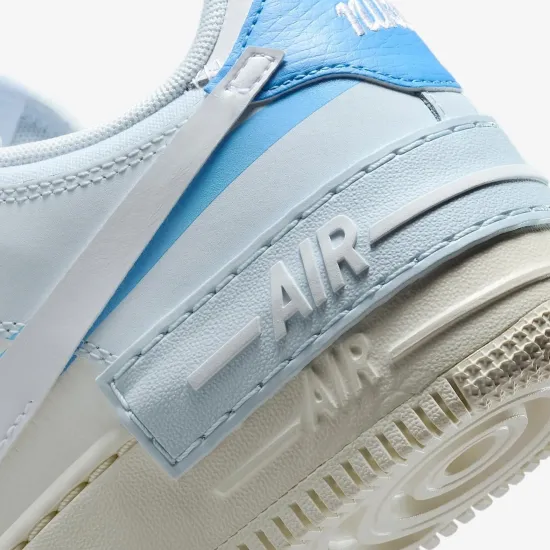 Кросівки Nike Air Force 1 Shadow DZ1847-400