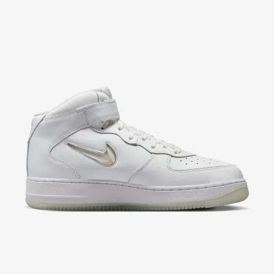 Кросівки Nike Air Force 1 Mid '07 DZ2672-101