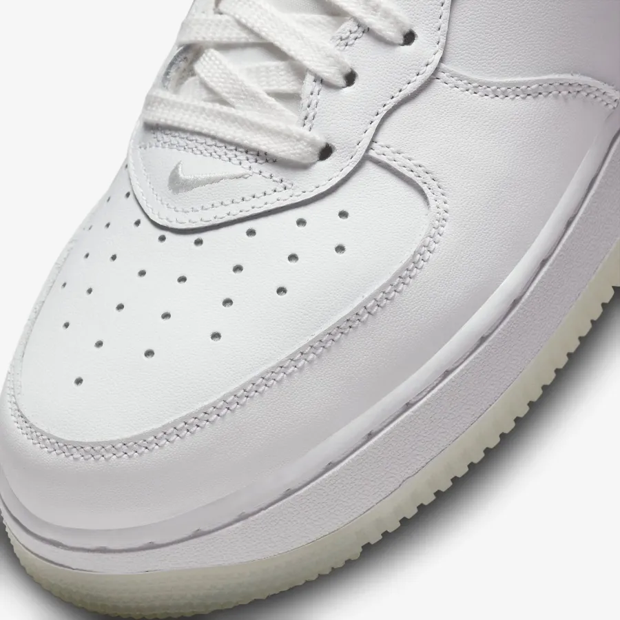Кросівки Nike Air Force 1 Mid '07 DZ2672-101