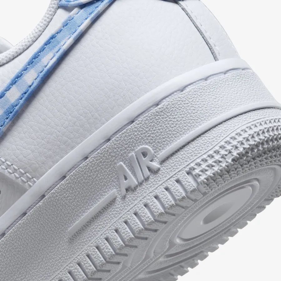 Кросівки Nike Air Force 1 07 Ess Trend DZ2784-100