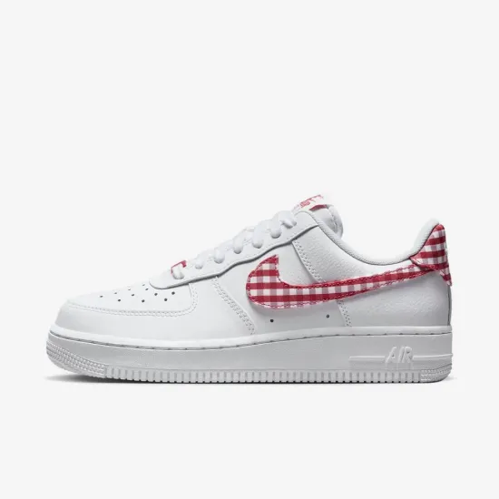 Кросівки Nike Air Force 1 07 Ess Trend DZ2784-101