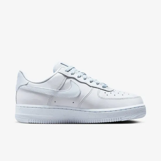 Кросівки Nike Air Force 1 Low '07 Premium DZ2786-400