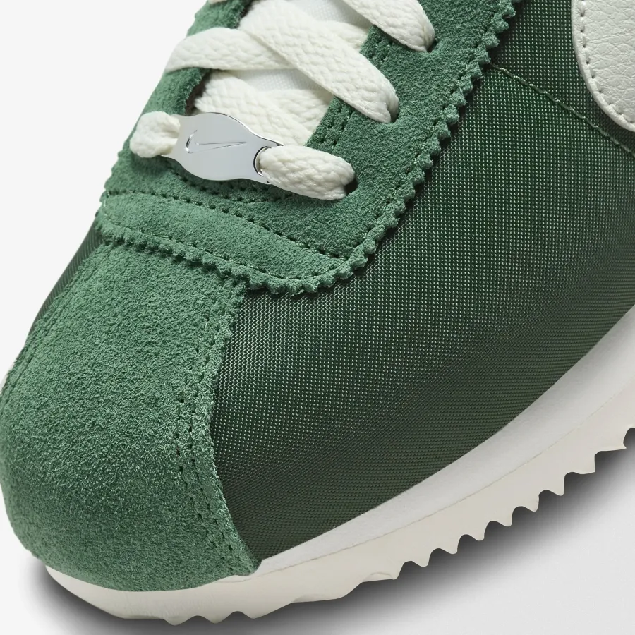 Кросівки Nike Cortez DZ2795-300