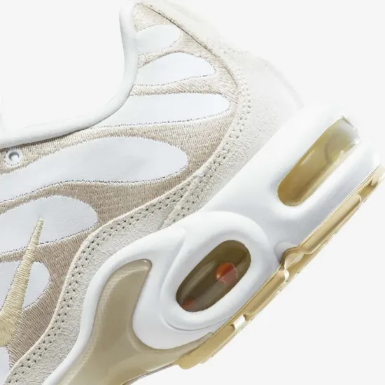 Кросівки Nike Air Max Plus Premium DZ2832-101