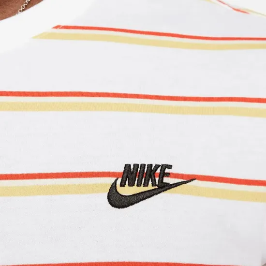 Футболка Nike Sportswear Club Stripe Tee DZ2985-100