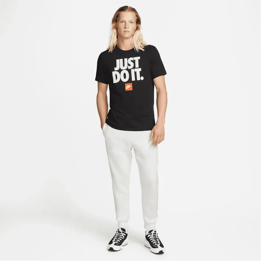 Футболка Nike Sportswear Just Do It Verbiage DZ2989-010