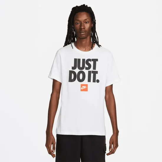 Футболка Nike Sportswear Just Do It Verbiage DZ2989-100