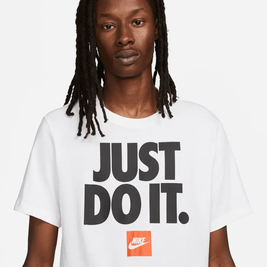 Футболка Nike Sportswear Just Do It Verbiage DZ2989-100