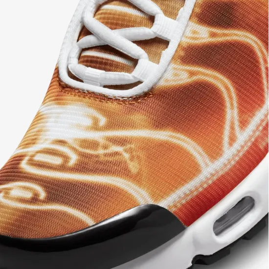 Кросівки Nike Air Max Plus DZ3531-600